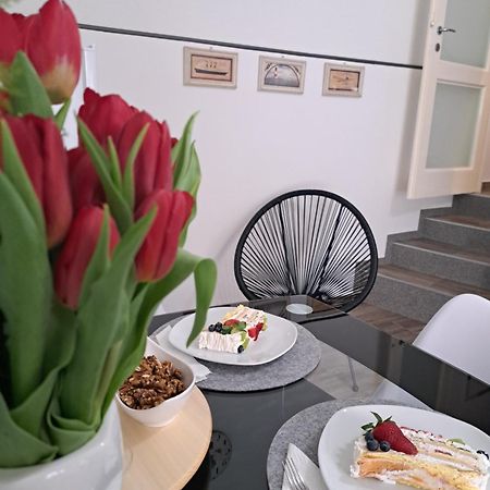 시베니크 Kuca Za Odmor Eni **** 빌라 외부 사진